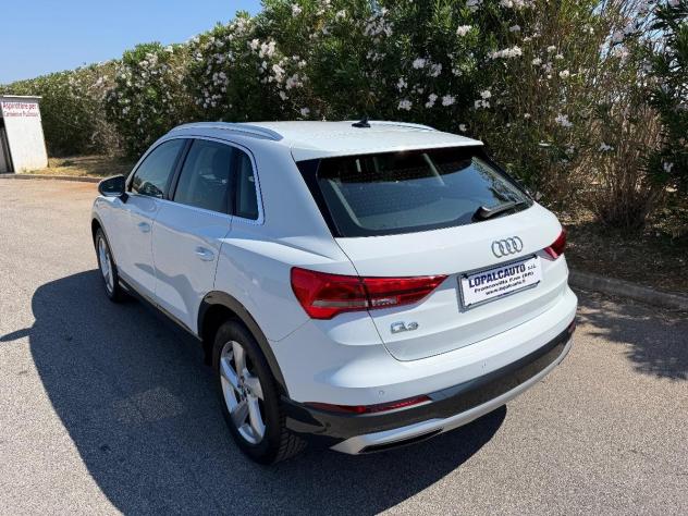 AUDI - Q3 - 35 TDI S tronic Business Advanced - Foto 2