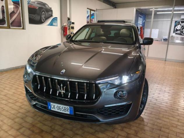 MASERATI Levante 2022 HYBRID 4X4 DA 330 CV TETTO APRIBILE rif. 24102297 - Foto 4