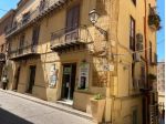 Negozio nel primo tratto della via Atenea ideale per distributori automatic &hellip;