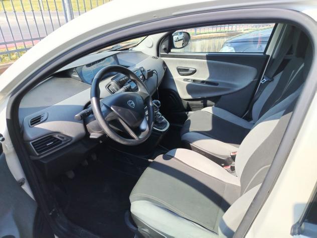 Lancia Ypsilon 1.2 69 CV 5 porte Gold - Foto 3