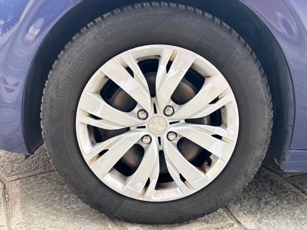 Peugeot 208 1.4 VTi 95 CV 3p. GPL Allure - Foto 8