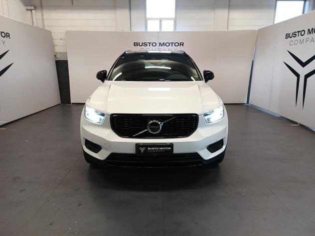 Volvo XC40 Recharge T5 Plug-in Hybrid Recharge Plus Dark auto - Foto 2