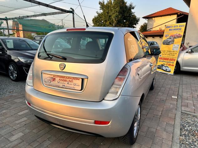 Lancia Ypsilon 1.2 Benzina - Foto 8
