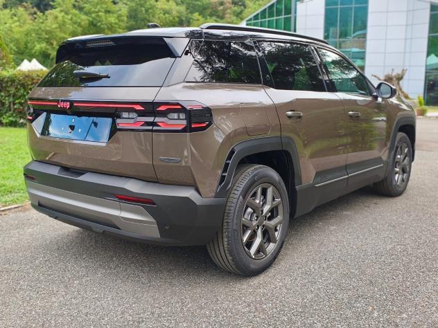 Jeep Compass Compass 1.2 turbo 48V e-hybrid Summit fwd 145cv edct6 - Foto 6