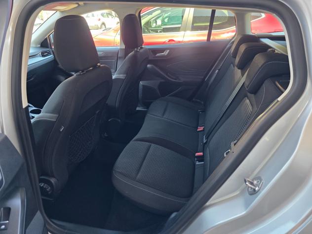 Ford Focus 1.5 tdci 120 CV automatico SW Business - Foto 10