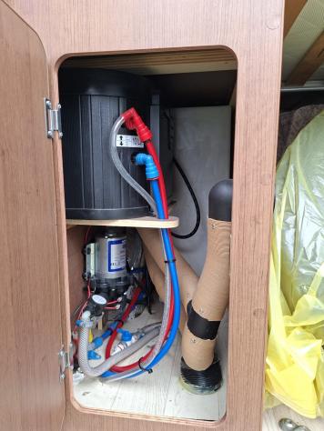 VAN CAMPER PURO CI DUCATO LETTO MATRIMONIALE FOTOVOLTAICO WEBASTO CLIMATIZZATORE CAMPEGGIO USATI GENERALI 1556 - Foto 9