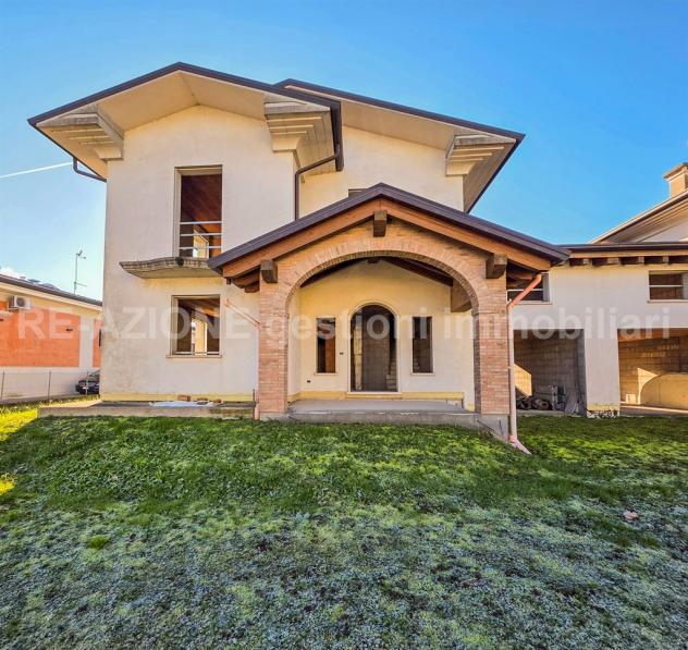 CAMISANO: Villa Bifamiliare con giardino esclusivo al grezzo avanzato - Foto 4
