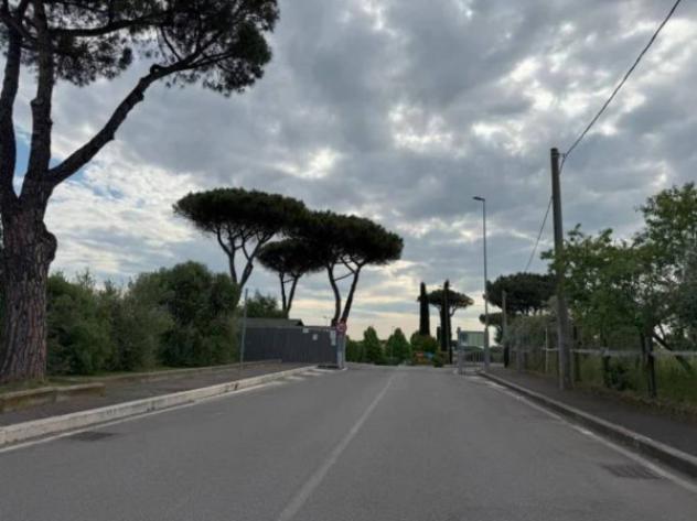 Immobile in asta di 176 m² con più di 5 locali e box auto in vendita a Roma - Foto 2