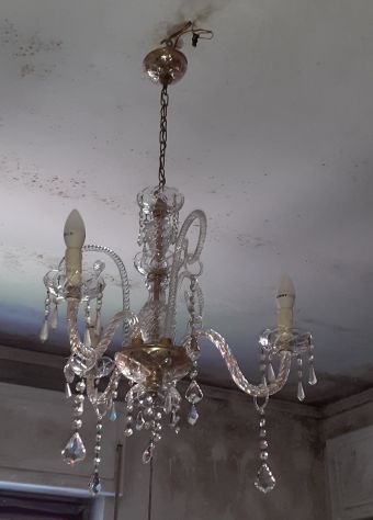 Lampadario di cristallo