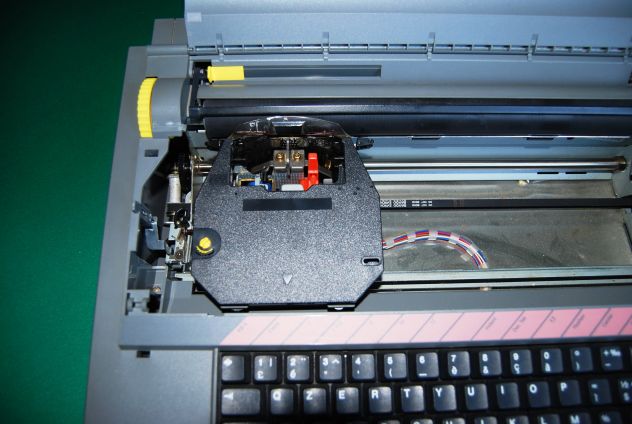 Macchina da scrivere elettrica facit mod T110 - Foto 6