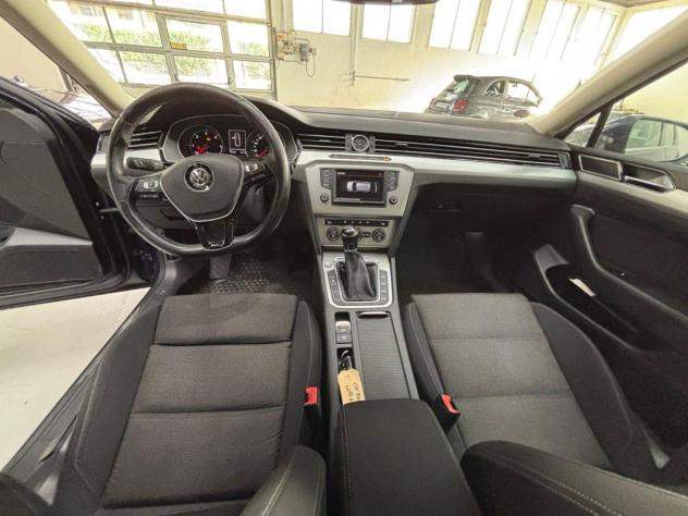 VOLKSWAGEN - Passat - Variant 1.6 TDI Business BMT - Foto 9