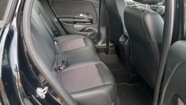 MERCEDES-BENZ GLA 180 d Automatic Business rif. 23948752 - Foto 10