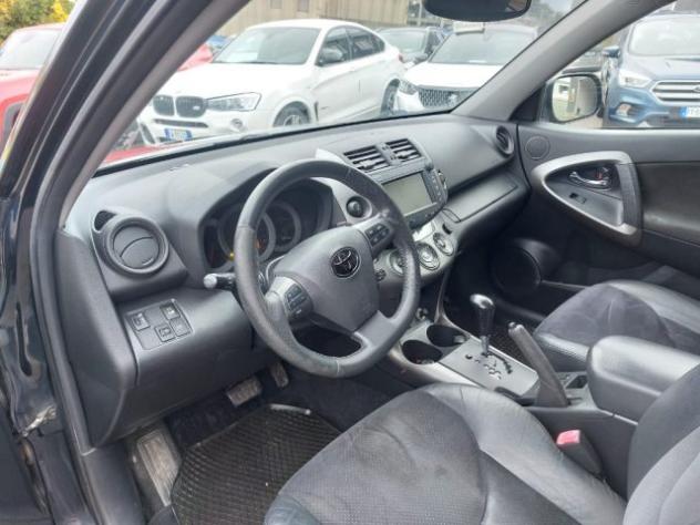 TOYOTA RAV 4 RAV4 Crossover 2.2 D-Cat A/T 150 CV Executive rif. 23411665 - Foto 9