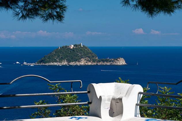 Trilocale in vendita a Albenga