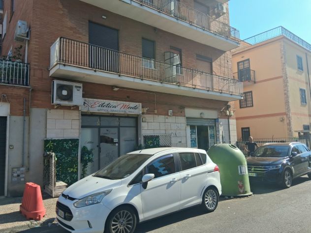 Negozio C1 uso investimento a Torre Angela Via Bitonto - Foto 3