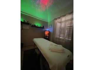 Massaggi - benessere Cinisi - Massaggiatore - Cinisi Tel:3714630220
