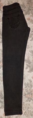 Jeans da donna in denim grigio Me&Me. - Foto 3