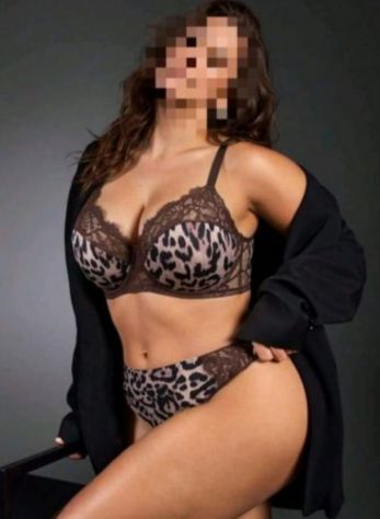 Giulia a Marina di Carrara Tel:3717499489