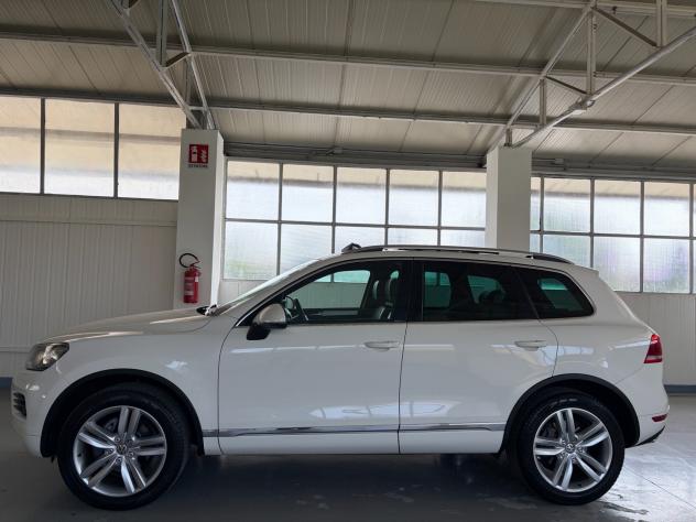 Volkswagen Touareg 3.0 TDI 245 CV tiptronic full optional - Foto 7