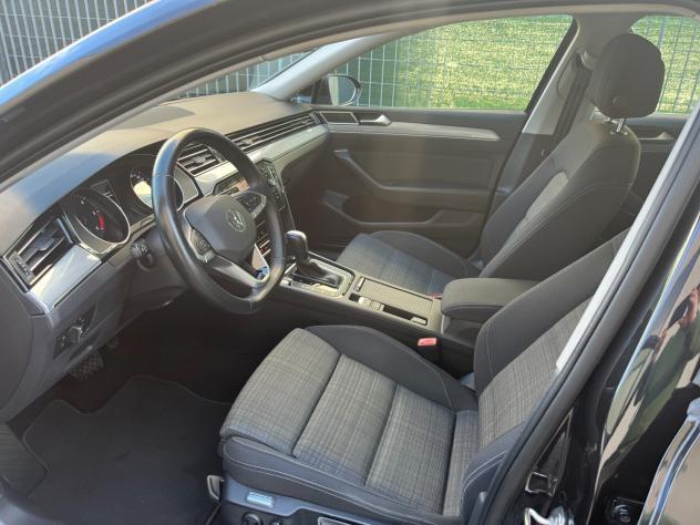 Volkswagen Passat Variant 2.0 TDI SCR EVO DSG Business**KM 86252** - Foto 10