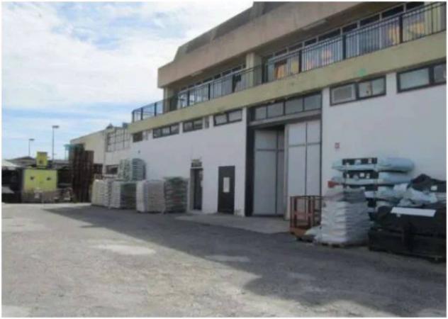 Immobile in asta di 2346 m² in vendita a Cagliari - Foto 2