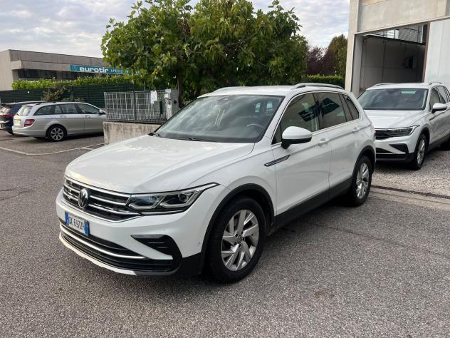 Volkswagen Tiguan 2.0 TDI 150 CV DSG Elegance RESTYLING - Foto 3