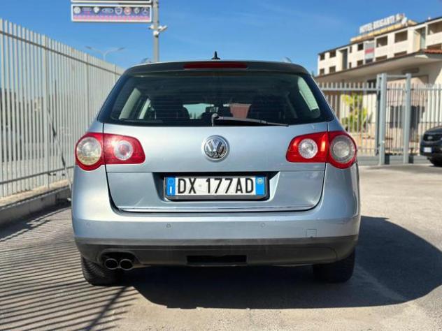 VOLKSWAGEN Passat 2.0 TDI 170CV DPF Var. DSG High. rif. 24198788 - Foto 5