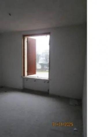 Immobile in asta di 197 m² con più di 5 locali e box auto in vendita a Porto Mantovano - Foto 3