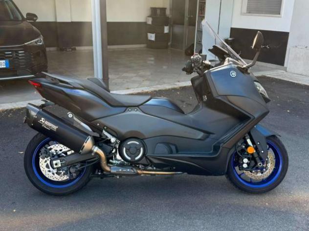 Yamaha TMAX 560 xp560 Akrapovich+scarico originale. Solo 800km - Foto 6