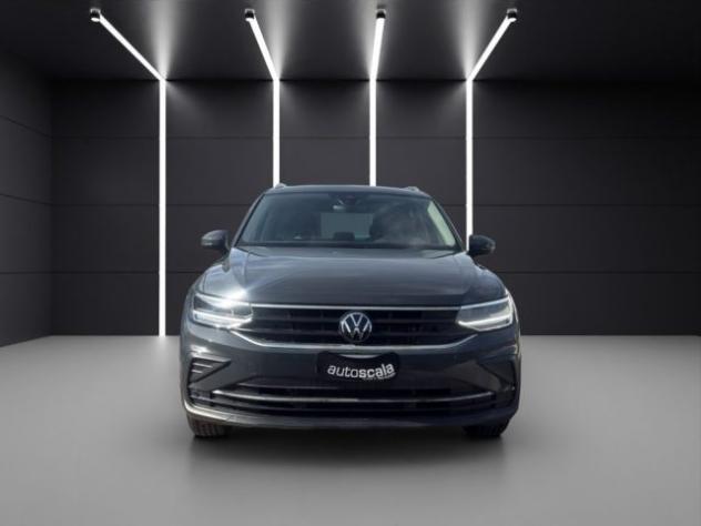 VOLKSWAGEN Tiguan 2.0 TDI 150 CV SCR DSG Life rif. 23695662 - Foto 8