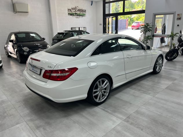 Mercedes-Benz E 220 Coupe cdi - Foto 5
