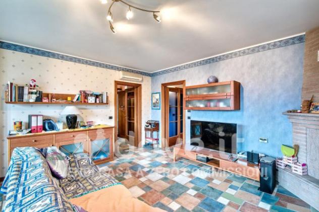 Villa di 598 m² con più di 5 locali e posto auto in vendita a Torrazza Piemonte - Foto 5