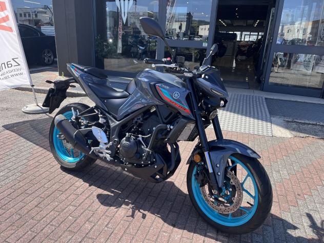 Yamaha MT-03 POCHISSIMI KM GUIADABILE A2 35KW - Foto 7