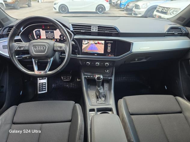 Audi Q3 SPB 35 TDI S tronic S line edition Total Black - Foto 9