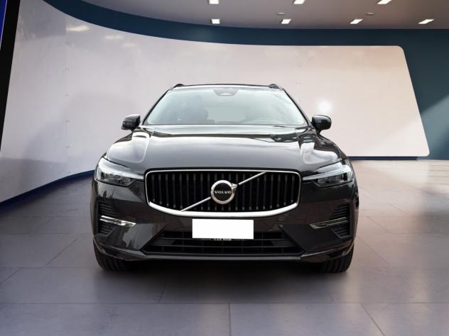 Volvo XC60 B4 D automatico Core - Foto 2