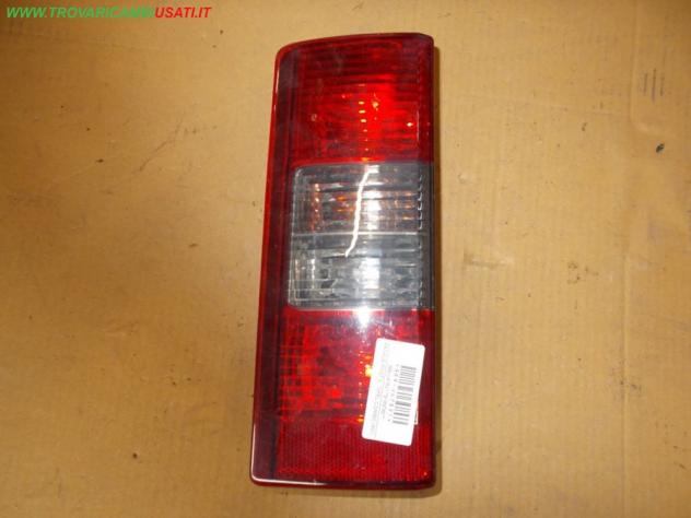 FANALE POST.S. OPEL COMBO (X01)  Parti elettriche  Fanaleria  Fanali  Fanale post. sx. OPEL - COMBO C - 01-11-2001 - 01-04-2012