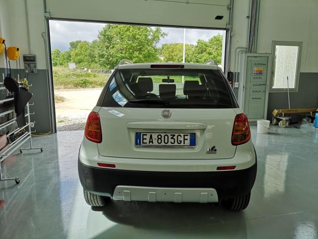 Fiat Sedici 2.0 MJT 16V DPF 4x4 Experience - Foto 5