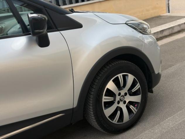 RENAULT Captur 1.5dCi 90 CV Sport Edition rif. 23891666 - Foto 3