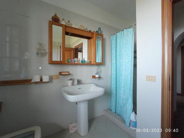 APPARTAMENTO INDIPENDENTE di 5 vani e di 90 mq (MASSAROSA) rif. 136 - Foto 16