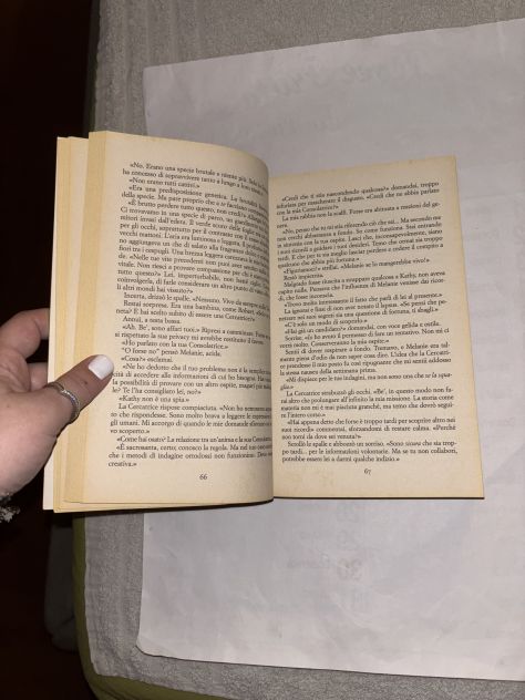 LIBRO ROMANZO FANTASCIENZA IN OTTIME CONDIZIONI:”L’OSPITE”(THE HOST)1’STAMPA S. - Foto 8
