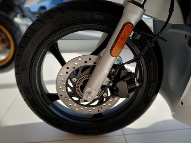 QJ Motor SQ 16 . - Foto 10