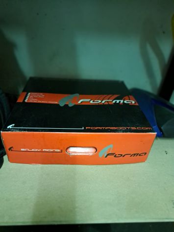 Tuta intera IXON in pelle, taglia L, € 80,00 - Foto 4