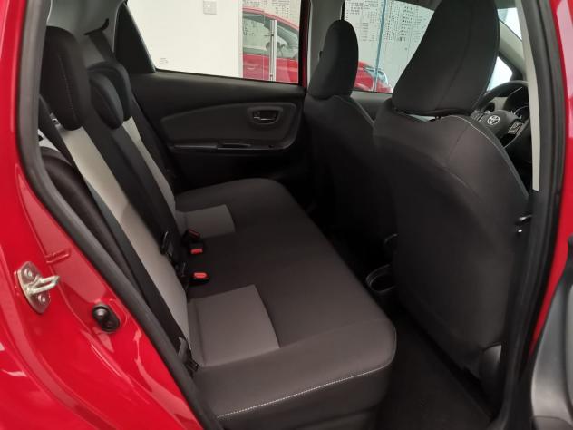 Toyota Yaris Yaris 1.5 HYBRID ACTIVE - Foto 8