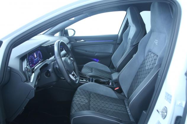 Volkswagen Golf 1.5 eTSI EVO ACT 130 cv R-Line DSG / "Black Style" - Fari IQ.Light - LED Performance - Sedili riscaldabili - Sedili sportivi R-line - Foto 7