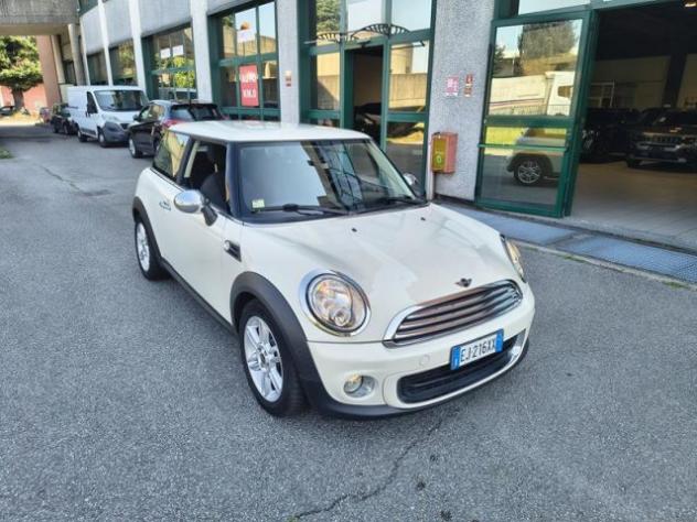 MINI One 1.6 16V One NEOPATENTATI rif. 23944994