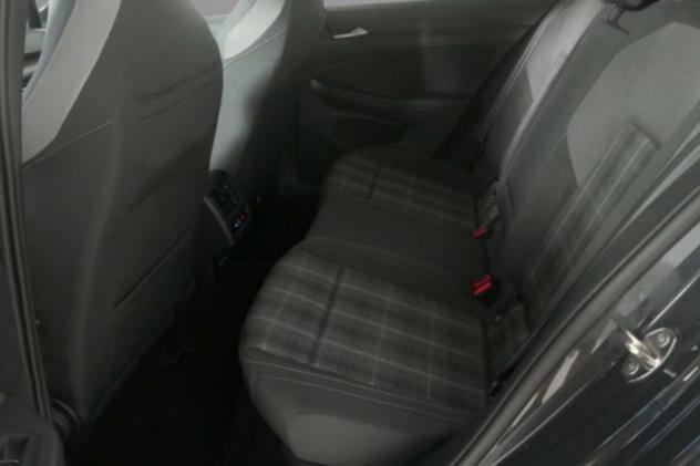 VOLKSWAGEN Golf 2.0 TDI DSG GTD rif. 24117380 - Foto 8