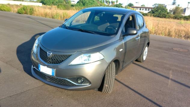 Lancia Ypsilon 1.2 69cv Silver