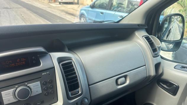 Opel Vivaro 2.0 CDTI PC-TN Tour Cosmo 115 cv - Foto 4
