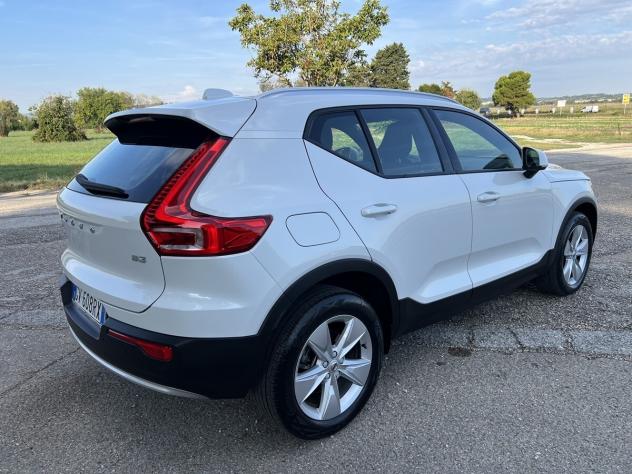 Volvo XC40 B3 automatico Core - Foto 3