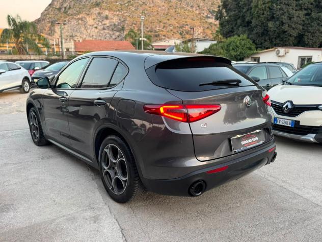 Alfa Romeo Stelvio 2.2 Turbodiesel 190 CV AT8 Q4 Sprint - Foto 6
